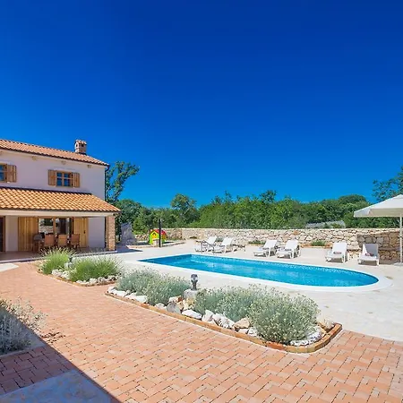 House Hojevica - Kras, Krk * Kras