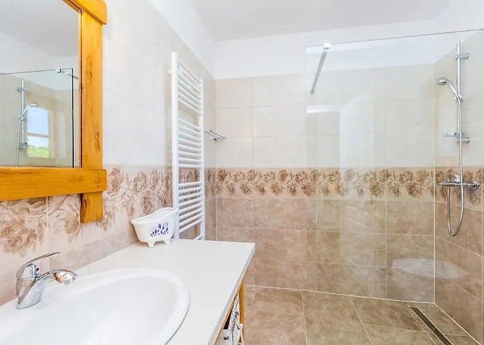 House Hojevica - Kras, Krk