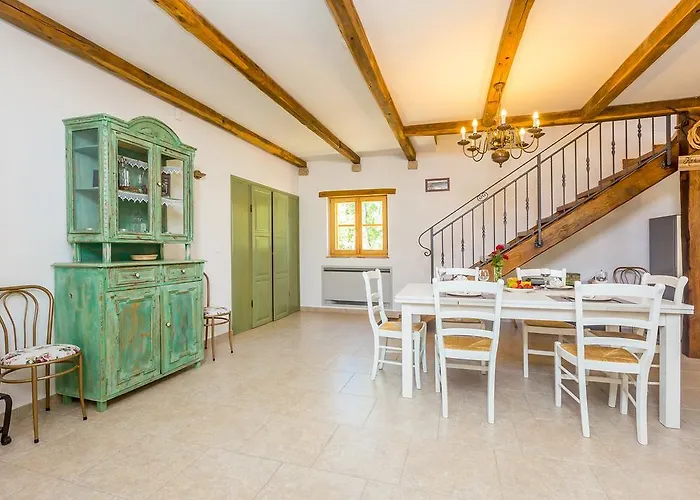 House Hojevica - Kras, Krk 度假居 *