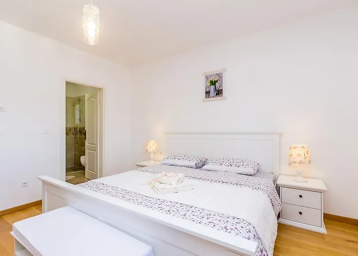 度假居 House Hojevica - Kras, Krk Kras