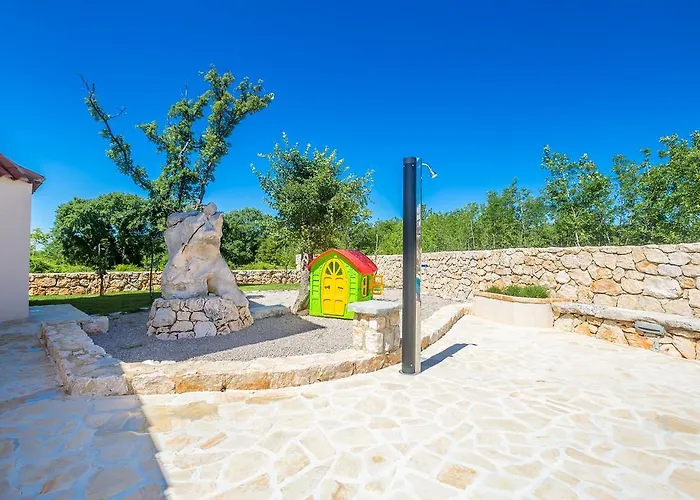 House Hojevica - Kras, Krk *