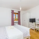 House Hojevica - Kras, Krk *